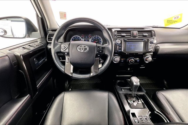 Used 2017 Toyota 4Runner TRD Off-Road Premium AWD/4WD image 4