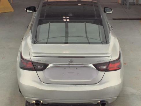 Used 2017 Nissan Maxima Platinum image 6