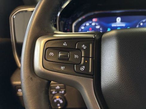 Used 2024 Chevrolet Silverado 1500 LT AWD/4WD image 17
