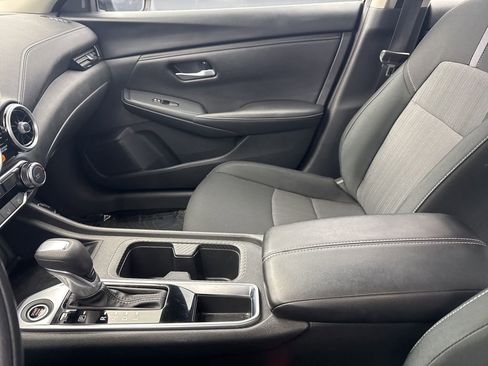 Used 2025 Nissan Sentra SV image 20