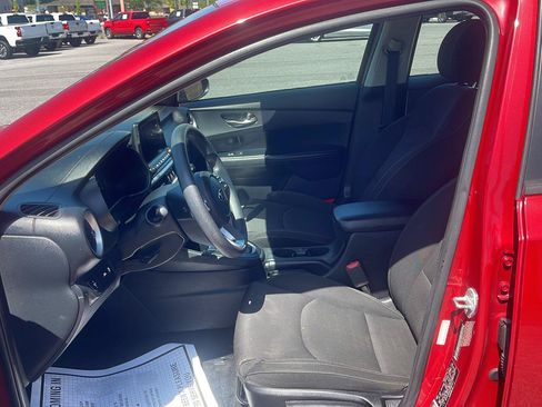 Used 2020 Kia Forte LXS FWD image 9