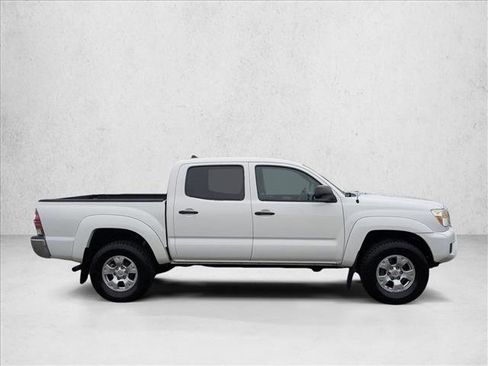 Used 2015 Toyota Tacoma 4x4 Double Cab image 4
