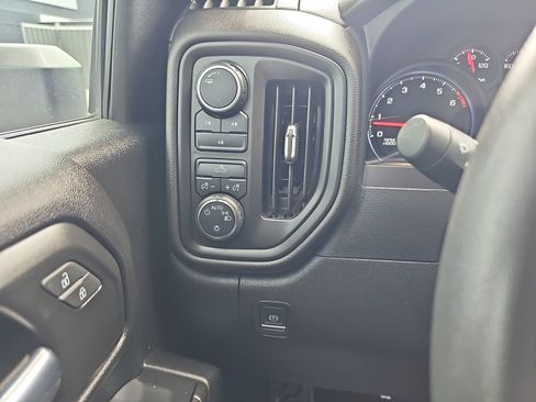 Used 2022 Chevrolet Silverado 3500 W/T AWD/4WD image 28