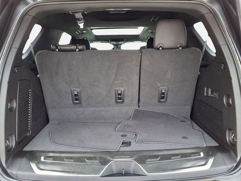 Used 2023 Chevrolet Tahoe High Country w/ LPO, Illumination Package image 6