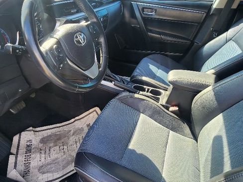 Used 2016 Toyota Corolla S Premium image 9