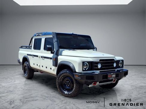 Used 2025 INEOS Grenadier Quartermaster AWD/4WD image 1