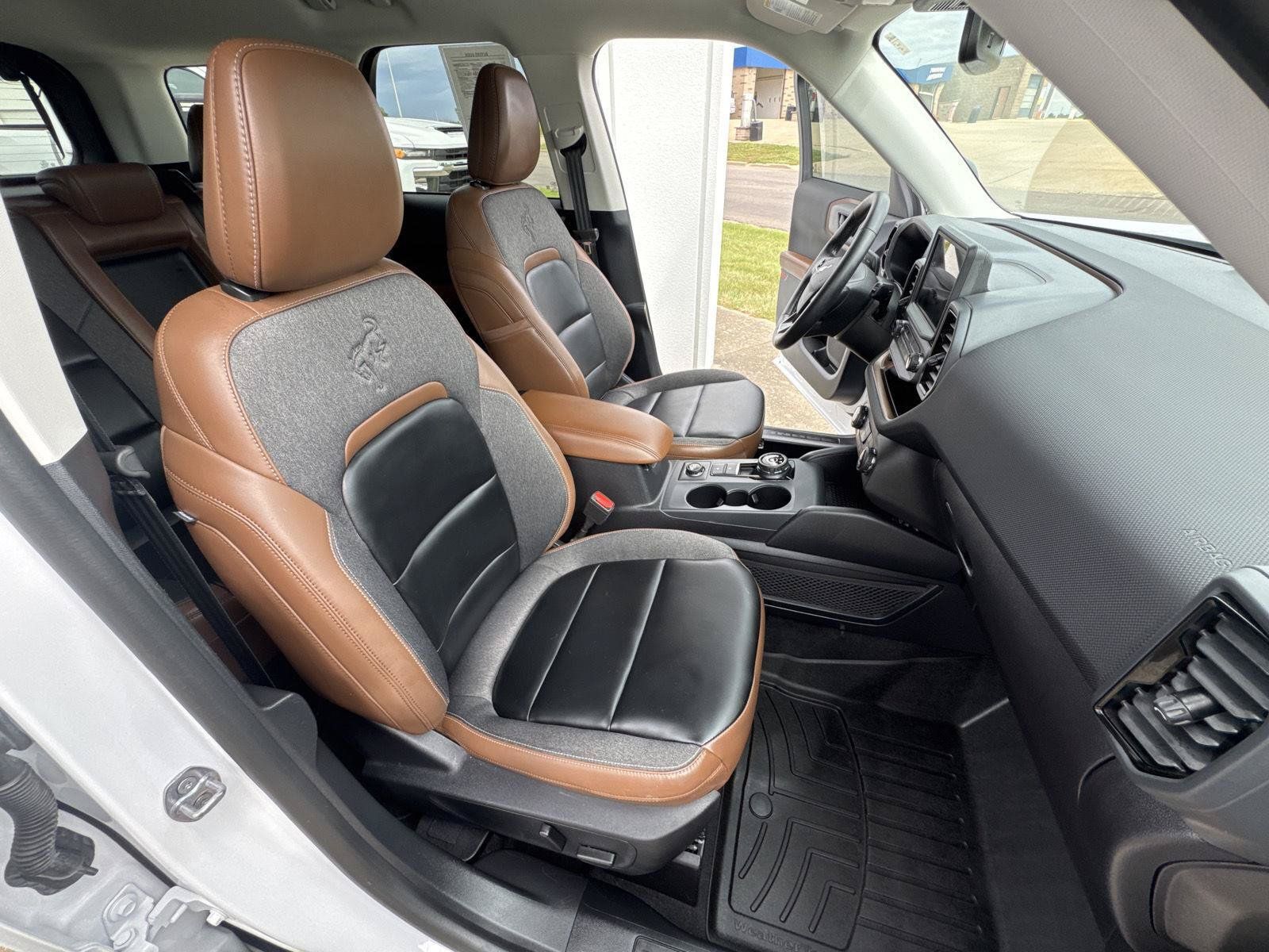 Used 2024 Ford Bronco Sport Outer Banks AWD/4WD image 18