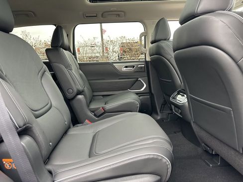 New 2026 INFINITI QX80 Luxe w/ Exterior Package image 24
