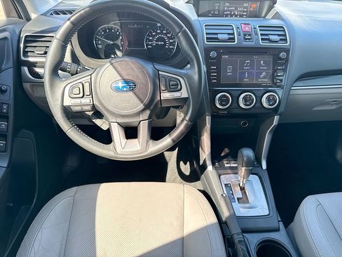 Used 2018 Subaru Forester 2.5i Limited w/ Popular Package #3B image 27