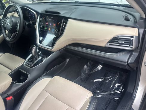 Used 2020 Subaru Outback Limited AWD/4WD image 11