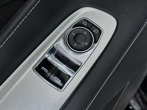 Used 2024 Chevrolet Corvette Stingray Coupe w/ Z51 Performance Package image 17