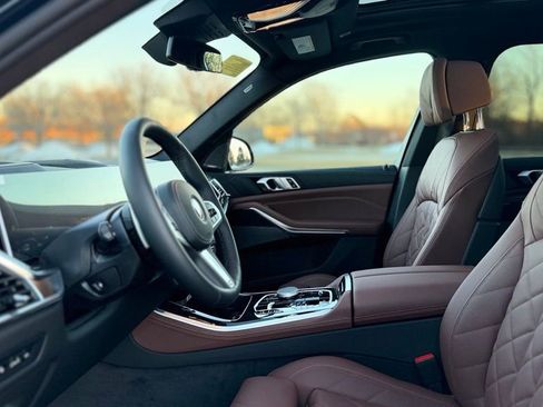 New 2026 BMW X5 xDrive50e image 16