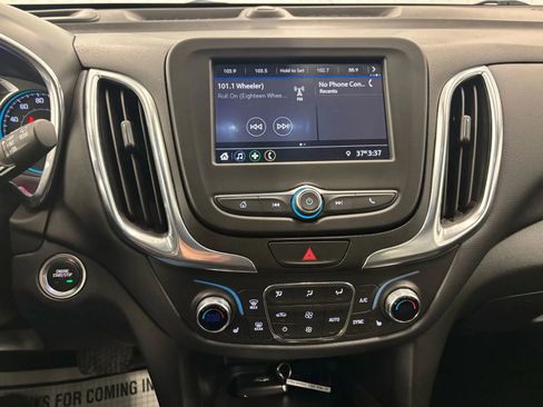 Used 2021 Chevrolet Equinox LT FWD image 39