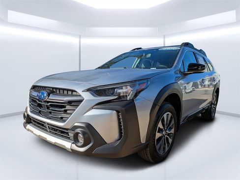 Certified 2025 Subaru Outback Limited w/ Popular Package #2 image 8