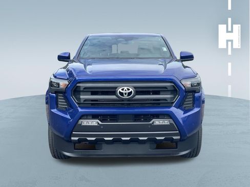 Used 2024 Toyota Tacoma SR5 w/ SR5 Upgrade Package RWD image 2