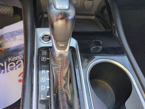 Used 2023 Nissan Altima 2.5 SR w/ SR Premium Package FWD image 12