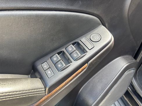 Used 2016 Chevrolet Tahoe 4WD image 12