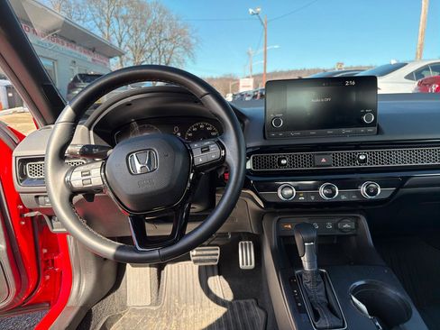 Used 2025 Honda Civic Sport image 22