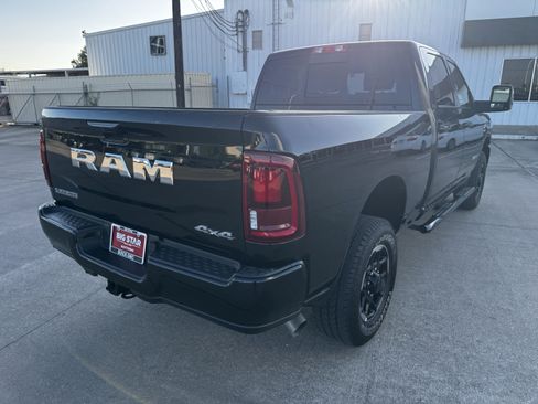 Used 2025 RAM 2500 Laramie AWD/4WD image 6