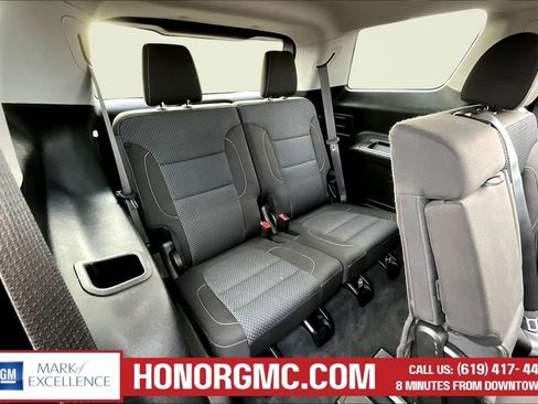 Used 2023 GMC Acadia SLE w/ Elevation Edition image 26