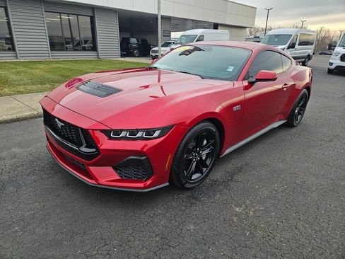 Used 2024 Ford Mustang GT image 3