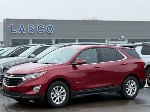 Used 2018 Chevrolet Equinox LT image 1