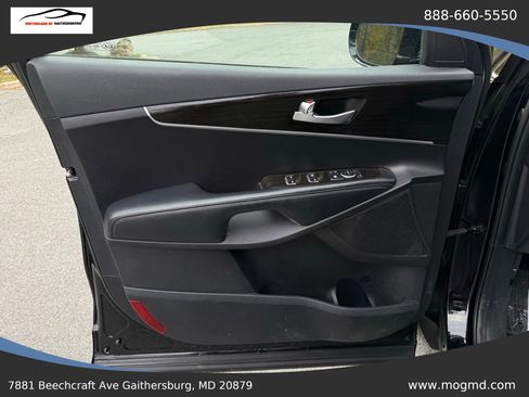 Used 2020 Kia Sorento L image 19