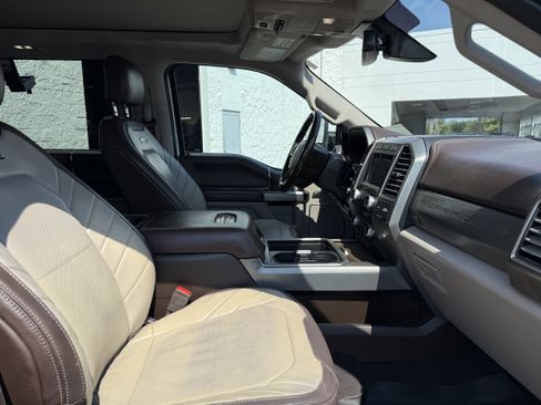 Used 2019 Ford F350 Limited AWD/4WD image 27