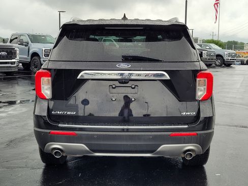 Used 2022 Ford Explorer Limited AWD/4WD image 5
