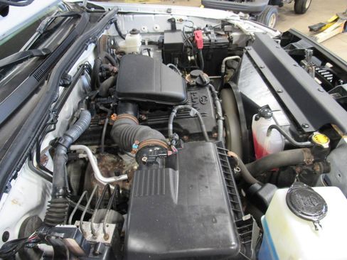 Used 2013 Toyota Tacoma 2WD Regular Cab image 26