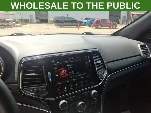 Used 2019 Jeep Grand Cherokee Limited w/ Trailer Tow Group IV AWD/4WD image 27