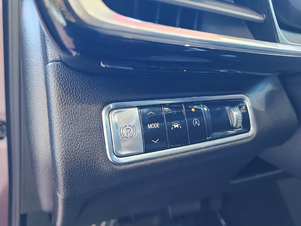 Used 2024 Buick Envision Preferred AWD/4WD image 19