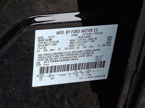 New 2025 Ford Maverick XL w/ Equipment Group 101A AWD/4WD image 17