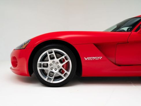 Used 2006 Dodge Viper SRT-10 RWD image 5