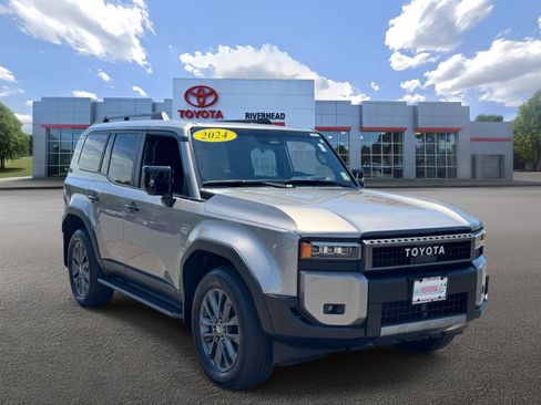 Used 2024 Toyota Land Cruiser w/ Premium Package AWD/4WD image 2