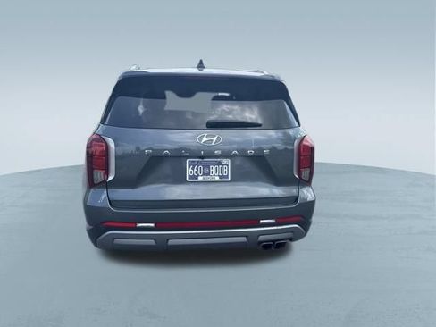 Used 2025 Hyundai Palisade SEL FWD image 8