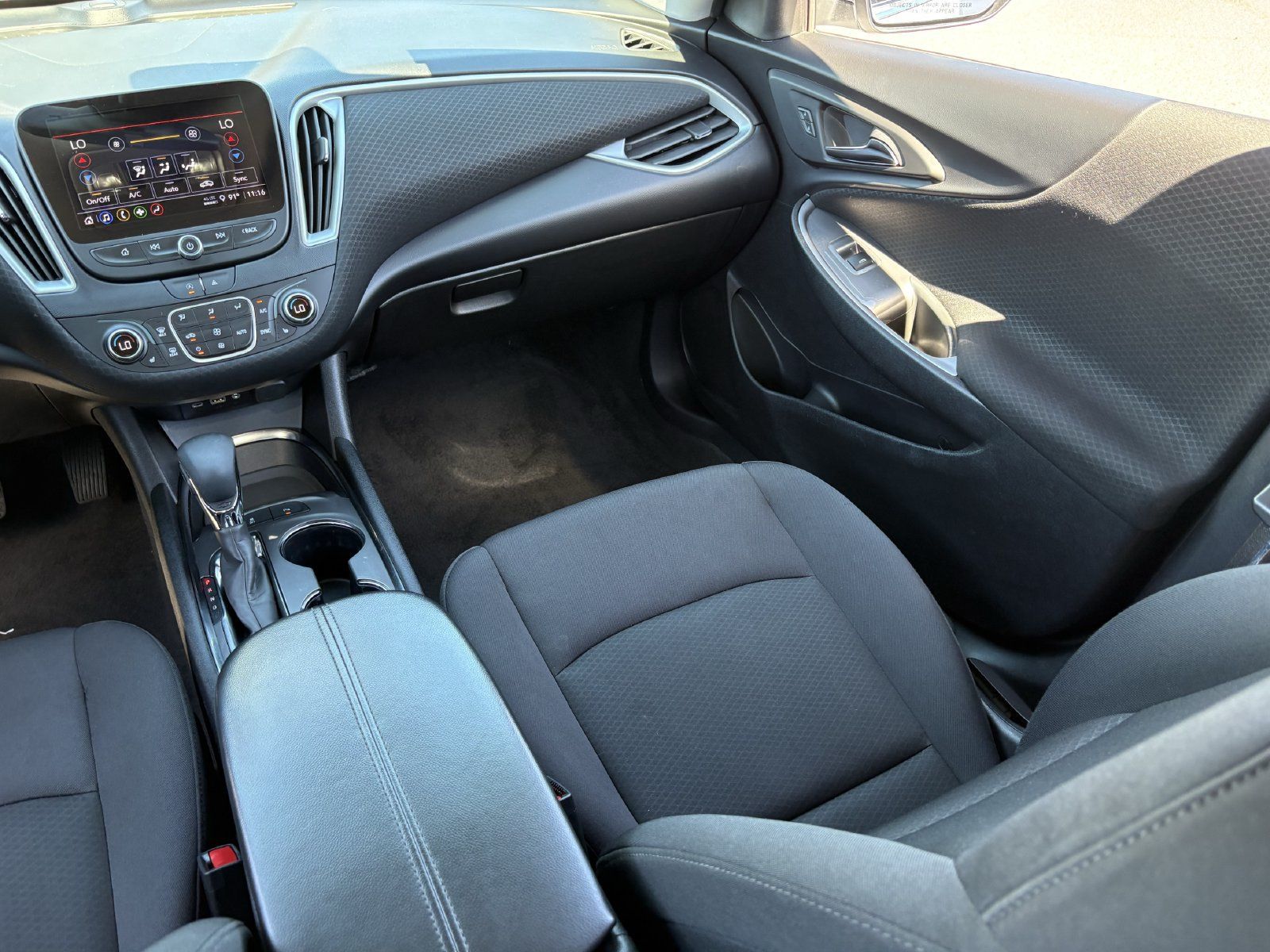 Used 2024 Chevrolet Malibu LT FWD image 17