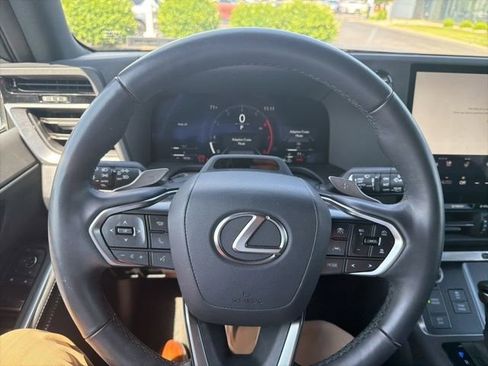 Used 2024 Lexus GX 550 w/ Accessory Package (2T) AWD/4WD image 20