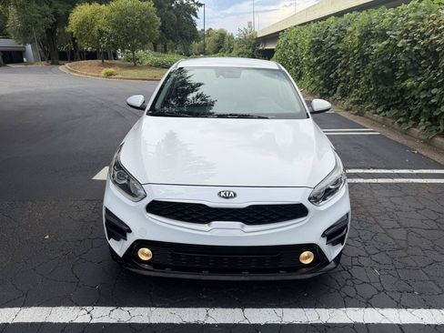 Used 2019 Kia Forte Sedan FWD image 2