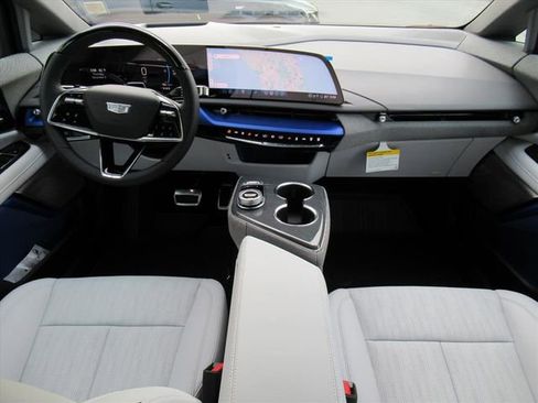 New 2026 Cadillac Optiq Sport 2 image 12