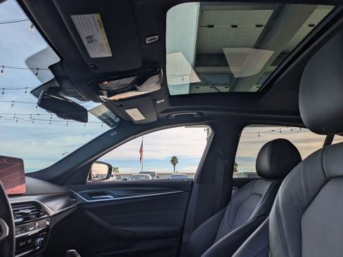 Used 2023 BMW 540i w/ M Sport Package image 15