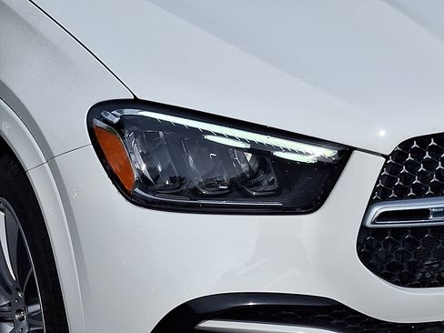 Certified 2024 Mercedes-Benz GLE 350 4MATIC image 9