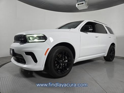 Used 2024 Dodge Durango GT AWD/4WD image 2