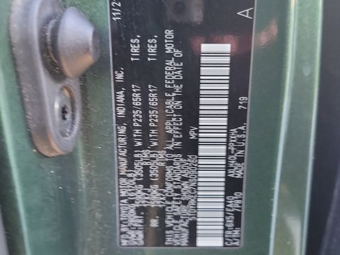 Used 2022 Toyota Sienna XLE image 30