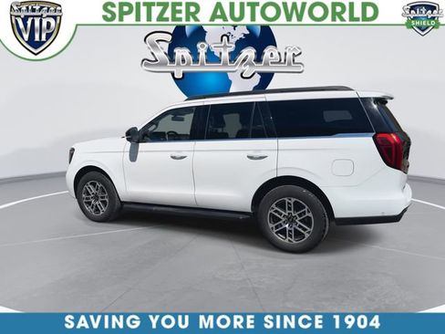 Used 2025 Ford Expedition Active AWD/4WD image 7