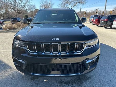 New 2025 Jeep Grand Cherokee Limited AWD/4WD image 3