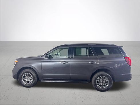 Used 2025 Ford Expedition Active AWD/4WD image 9