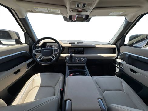Used 2023 Land Rover Defender 110 S image 20