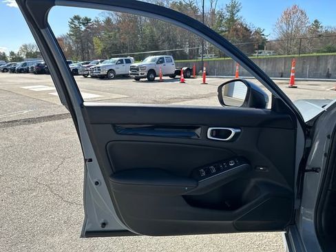 Used 2023 Honda Civic Touring image 22