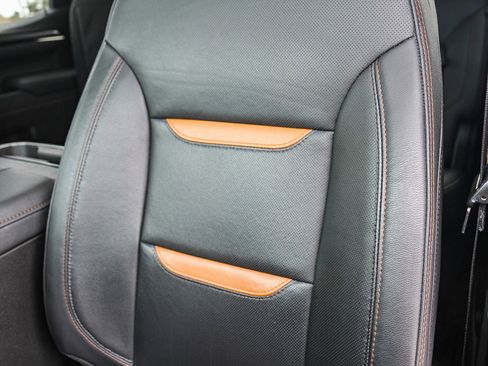 Used 2025 GMC Sierra 1500 AT4 w/ AT4 Premium Package image 23